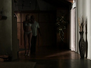 妻子体验大黑鸡巴的力量卖力舔弄深喉