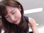 [IPX-777] 中出しOK淫語と汗蒸しパンチラで女上司に誘惑されっぱなしのボク 桜空もも【破解】 - 1of5