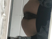 國內廁拍大神路邊尾隨進入公共女廁偷拍各式美女少婦如廁 有個花布鞋妹子的白虎逼逼不錯很幹凈 1080P高清原版