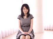 [MDYD-750] 結婚一年目の奥様AV出道 南紗穂【破解】 - 1of5