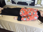 劇情演繹之性感肉絲長腿女教師娜娜因長期抑郁癥上吊被變態光頭佬強幹 1080P高清原版