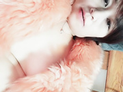 兩個很會玩放得開的大波白皙輕熟女少婦居家和猥瑣眼鏡哥玩3P遊戲 穿著開檔絲襪輪流雙插幹得嗷嗷直叫 表情淫蕩 露臉高清