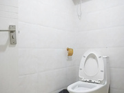 网恋奔现大叔酒店约炮身材丰满的熟女大姐射了她满满的一B完美露脸