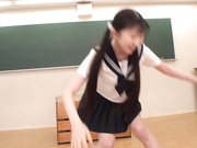 KTB-102 奥様ぶっかけプライベートサロン！ご近所相手のエステサロンを始めた長身デカ尻妻は天然ドスケベいいなりエロサービスで毎日大盛況！ - 1of5