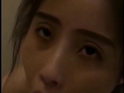 趁着爸妈出去旅游❤️和姐姐出去开房姐姐被我操着还不忘记回她男朋友信息把姐姐调教成我的精盘母狗