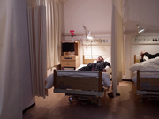 SNOS-096 柔らかくて弾力ある美しすぎるオッパイで甘えさせてヌイてくれる 異常に患者思いなパイズリナース 小日向みゆう - 1of5