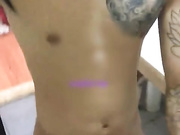 珠海艺术学院性感美女王X瑶系列2-性感黑丝诱惑闺蜜男友酒店啪啪,从浴室干到床上手持近景拍摄！