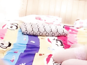 牛逼男子直播套路17岁女生双飞