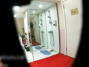 名门夜宴偷拍系列两个颜值不错的美女被色影师套路拍广告偷拍洗澡