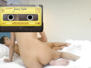 脸蛋可爱身材苗条的97年大学萌妹子被学长骗到酒店啪啪,完事后还被迫舔干净！