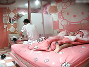 珍稀情趣酒店粉红套房奇芭苗条情侣打完炮一块做美容面膜好吓人啊