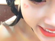 极品美少女手机秀。