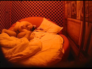 对白清晰情趣酒店TP挺搞笑的情侣吃碗面开干大奶妹干完再吃剩下的