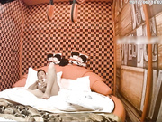 主题酒店偷拍-纹身哥和女友可爱漂亮的女闺蜜偷情,玩了个新花招吊起来操,搞的美女受不了生气了不让干了,强行操完!