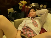 禽兽老师威胁学生妹 强行发生关系 女孩小穴被射得一塌糊涂