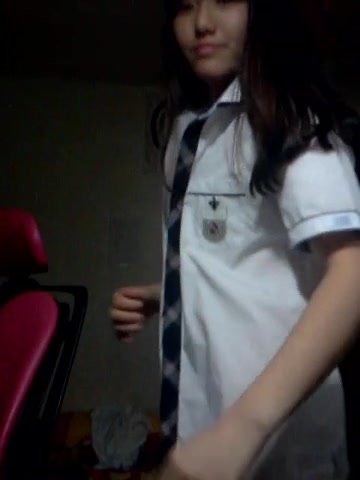 借贷宝刘欣儿美女