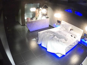 商务酒店豪华房偷拍中年男和情人开房浴室干完床上搞插嘴都射不出要用手撸