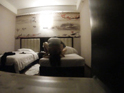 蛋叔92年女医生背着未婚夫主动送上门让我无套草，毒龙，口爆，吞精