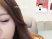 网红肉感小美女（户外勾搭十三妹），半路上勾搭路人回家结果被各种爆操