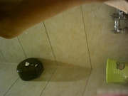 外站流出云上会所高清系列身材火辣的啤酒销售貌似被客人灌醉呕吐完尿