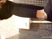 外站最新流出云上会所高清系列牛仔服眼镜妹样子挺招人喜欢