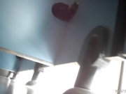 偷拍极品豹纹丁字内美艳白领女神白嫩肌肤和微毛一线天撸死都值