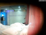 颜值不错的靓妹和男朋友开房自己先看视频忍不住摸一下逼逼男朋友射完她还一直硬邦邦的