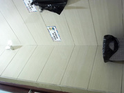 最新商场全景黑丝 珠宝店风骚蓝内裤美女的细长腿微毛穴干起来一定爽