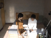 北京文艺小青年冒充导演出租屋套路小姐探讨公交痴汉尝试肛交对白很有内涵