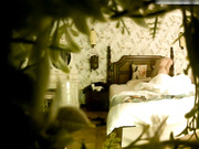 很有女人味的长发气质美女白领约会四眼小青年火气很足干一会美女舔一舔屌然后再干搞了2炮有点像姐弟恋