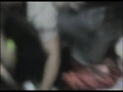 【网爆门事件】疯狂的闹洞房新娘和伴娘被群狼扒光狂摸