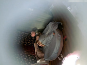 气质漂亮的牛仔裤美腿大学美女貌似给中年男当小三,来到酒店主动伺候男的啪啪,搞了一次没过瘾又做上面操!