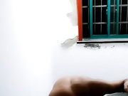 漂亮短发萌妹子楼道啪啪秀 挺嫩妹子楼道楼梯上后入抽插浴室洗澡 很是诱惑不要错过