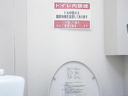 最新流出角度正点偸拍美女如云高级餐厅各种风格气质美女方便动作优雅白衣美女的惹火T裤看的我欲望澎湃