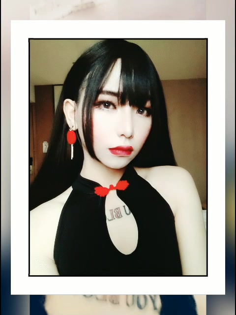 国产比女人还美的CD安德送来的除夕夜福利 与20cm壮男深喉口交啪啪啪