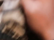 墨镜骚女【制服诱惑】和炮友驾车小树林车震，黑丝足交抽插骑乘射精，很是诱惑喜欢不要错过