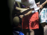 〖重磅推荐〗深夜档『三更半夜』全流出 箱子里美女邀路人随便玩 即兴户外露出