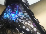 微信约开本田汽车的性感美女出来吃饭让喝醉带到酒店和朋友一起玩弄啪啪