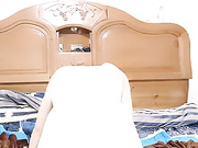 草逼可以当饭吃的小哥干炮就是猛，露脸各种体位爆草抽插小姐姐，干的是真猛啊浪荡呻吟旁边姐妹都快受不了