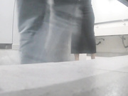 最新流出办公楼厕拍系列 大胸金发妹妹的蜜桃臀很是惹人喜爱