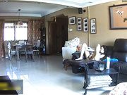 【家庭偷拍】2020年家庭網絡攝像頭被黑偸拍，身材高挑無毛美鮑孤獨一人在家，看A片紫薇了 稀缺資源值得收藏～原版高清