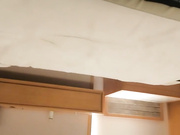 《女子養生SPA》私密保健會所現場直播漂亮氣質少婦帶著水果來找帥氣男技師全身推油SPA按摩 受不了爽到啪啪才能瀉火 國語對白