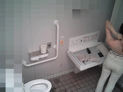 【全網首發】【盜站偷拍】泳池更衣室摘錄3個顏值高身材好的小姐姐 稀缺資源絕版收藏～原版高清