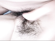 【真实夫妻】和朋友合租，朋友出去了，跟我老婆去朋友房间艹逼，白浆都艹出来了，真骚！