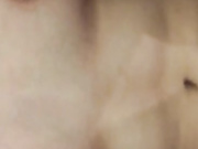 干不动了，第三炮了，她自己来