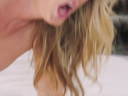 布雷特·罗西回来进行更激烈的肛门分析