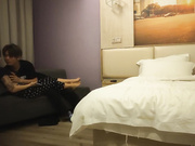 大屌生无可恋深夜约操纹身外围肉丝撕裆舔逼