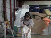 [FIND-004] 街角で見つけた爆乳奥さんに取材と偽り事務所に連れ込み、お酒を●ませて中出し性交！ まやさん28歳 菊池まや - 1of5